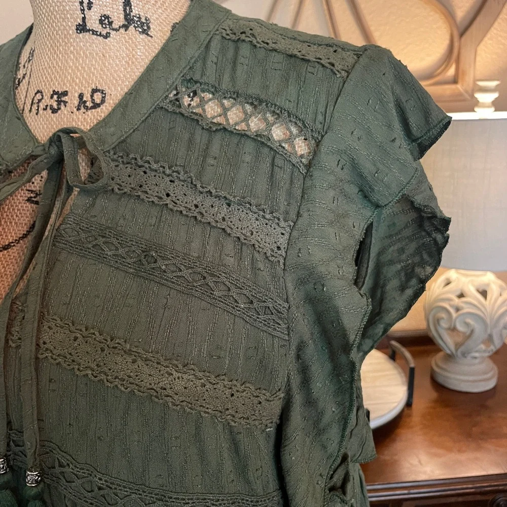 Green Ruffled Women's Dress - Picture 4 of 11